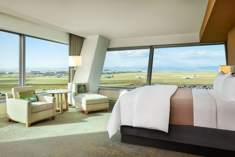 Best Private Transit Hotels in the US: Ultimate Editorial Guide