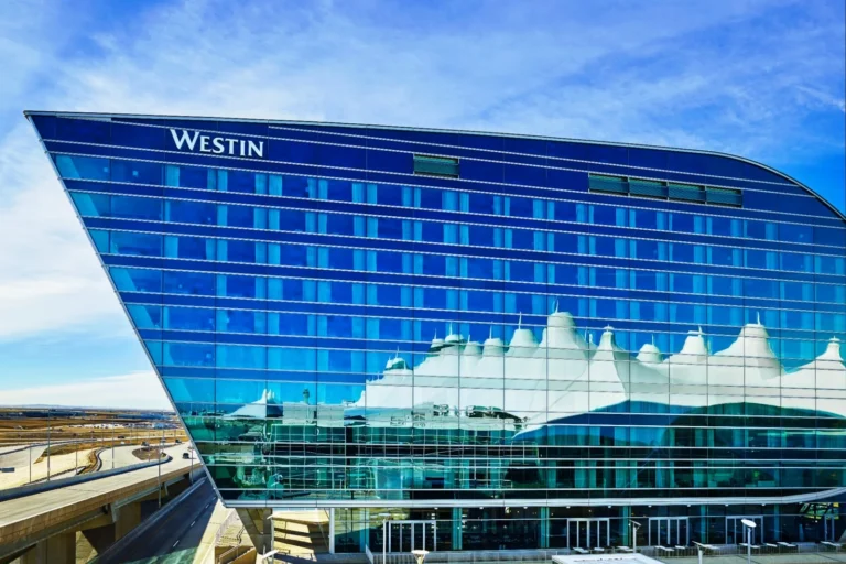 Best Terminal Transit Hotels in the US: Ultimate Editorial Guide
