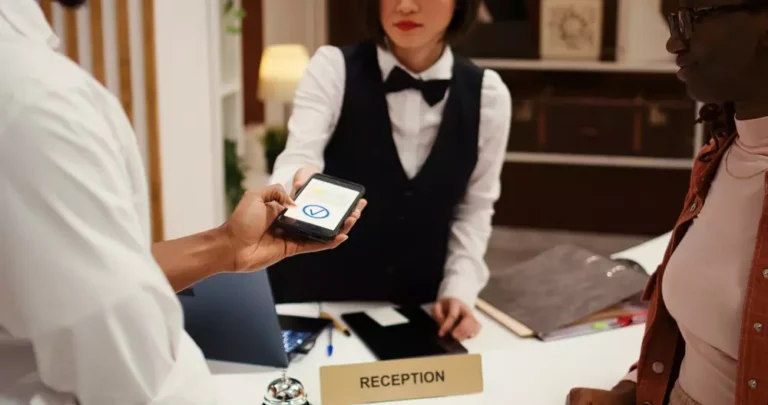 How to Manage Transit Hotels Reservations: Ultimate Editorial & Operational Guide