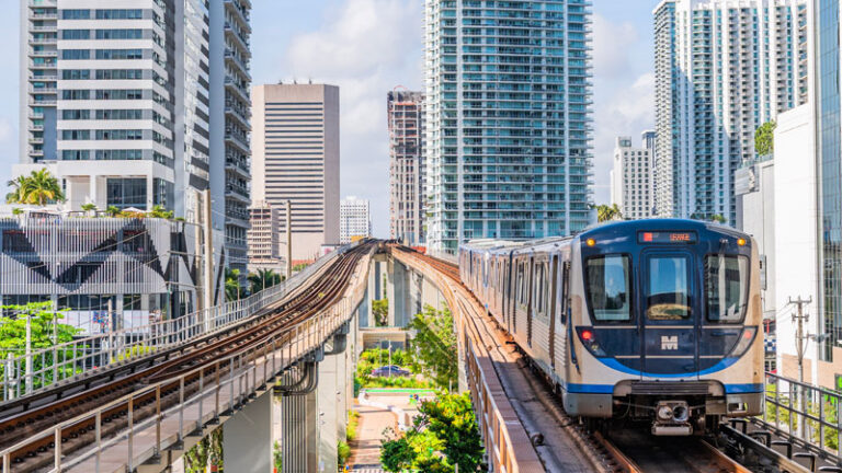 Top Transit Experiences in America: Ultimate Editorial & Operational Guide